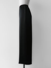 【NOWNS】Lulà | Satin sleek pants