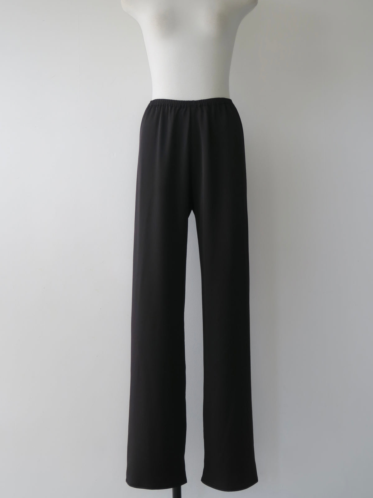 Satin Fluid Line Slacks