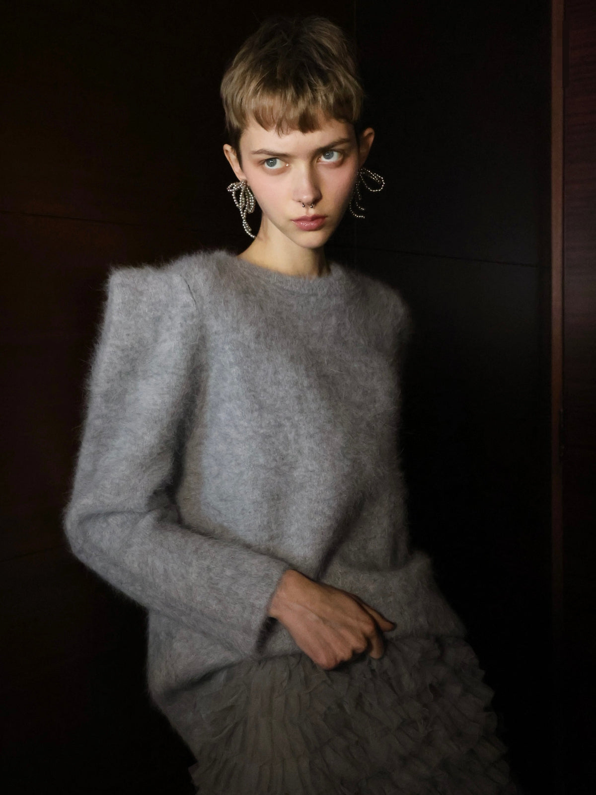 【AMOMMA】WOOL PUFF SHOULDER KNIT