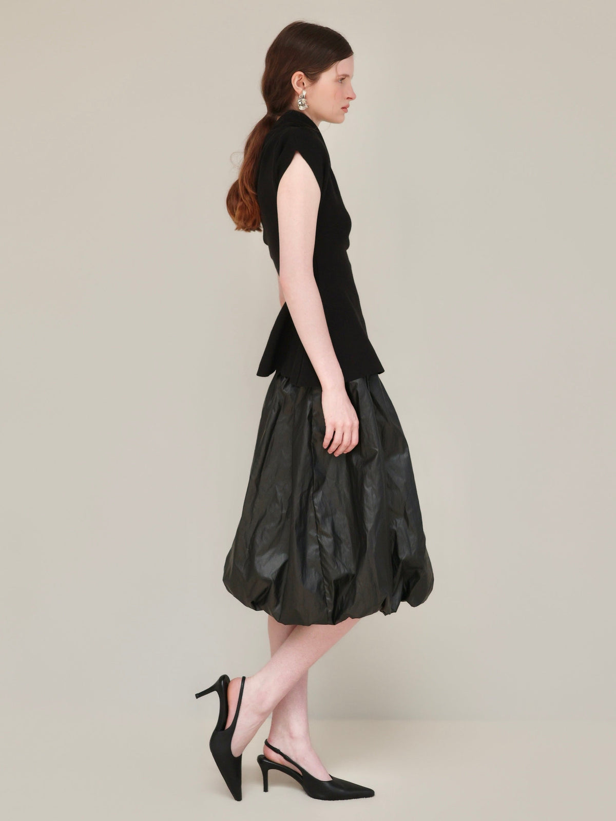 【AMOMMA】DRAPE PEPLUM KNIT