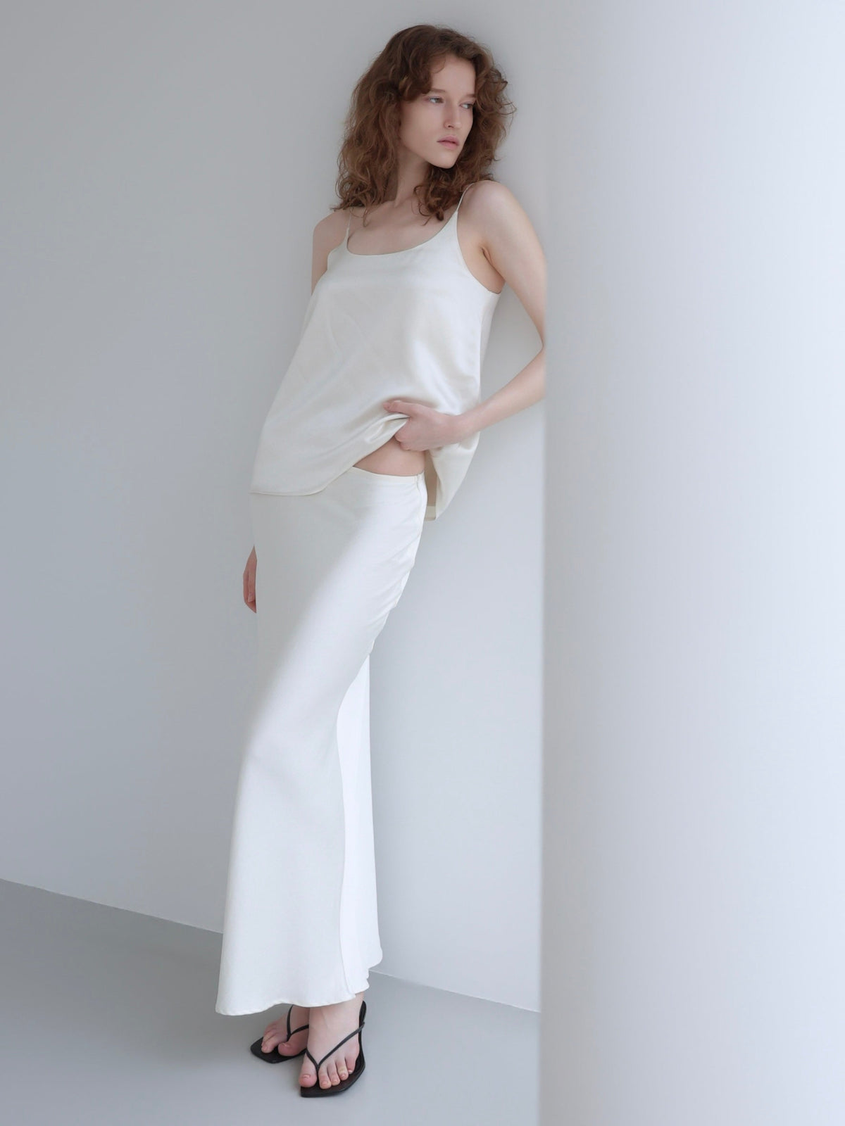 【NOWNS】Lulà | Satin cami top
