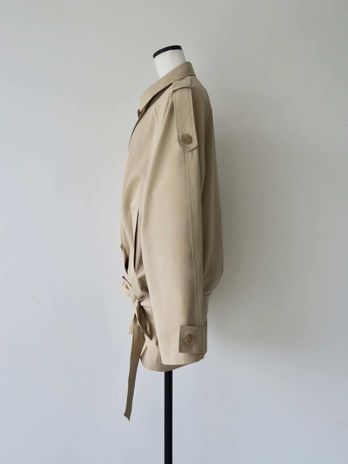 【SAMPLE SALE / célon】modern short trench coat