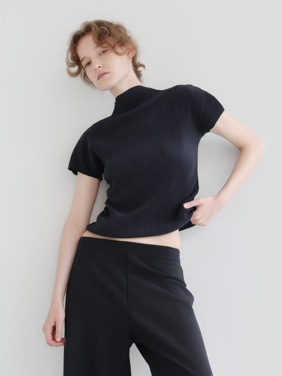 [NOWNS] Seine | Pleated Top