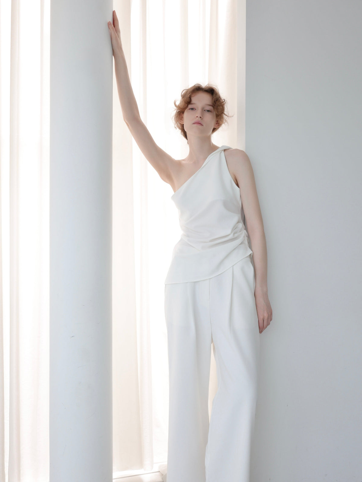 【NOWNS】Lou | One Shoulder Top
