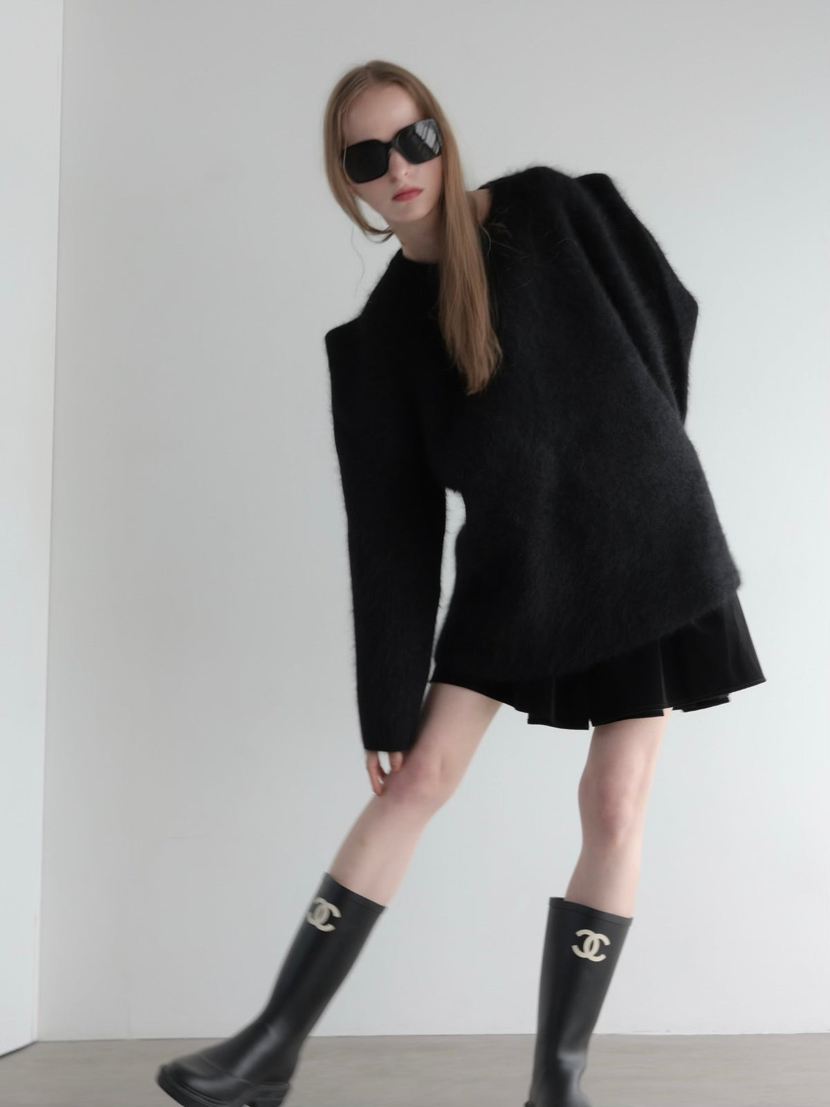 【AMOMMA】WOOL PUFF SHOULDER KNIT