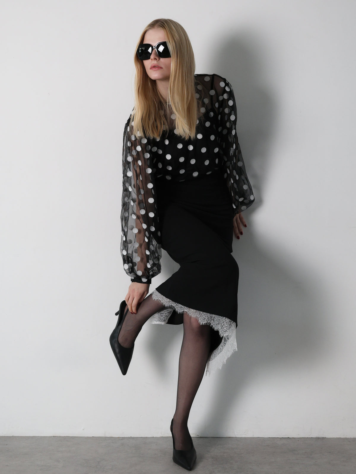 【SAMPLE SALE / AMOMMA】MATILDA SHEER DOT BLOUSE