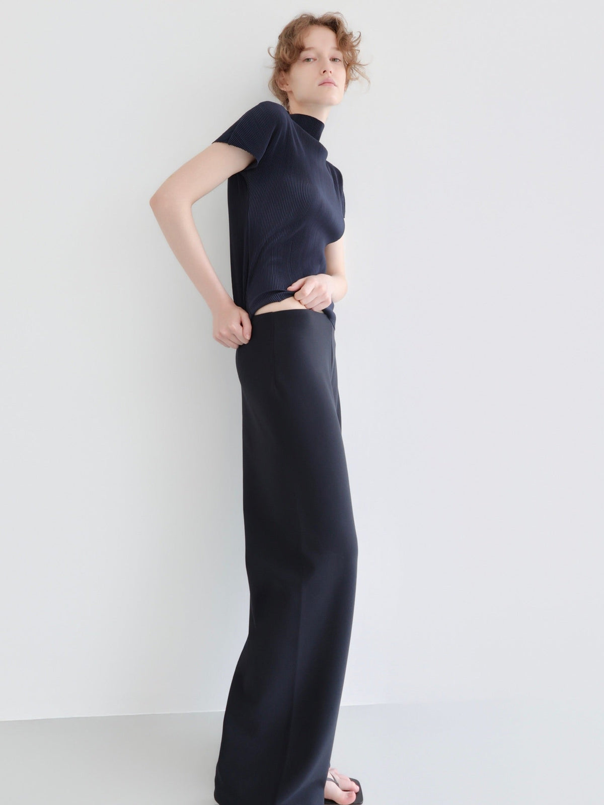 [NOWNS] Seine | Pleated Top