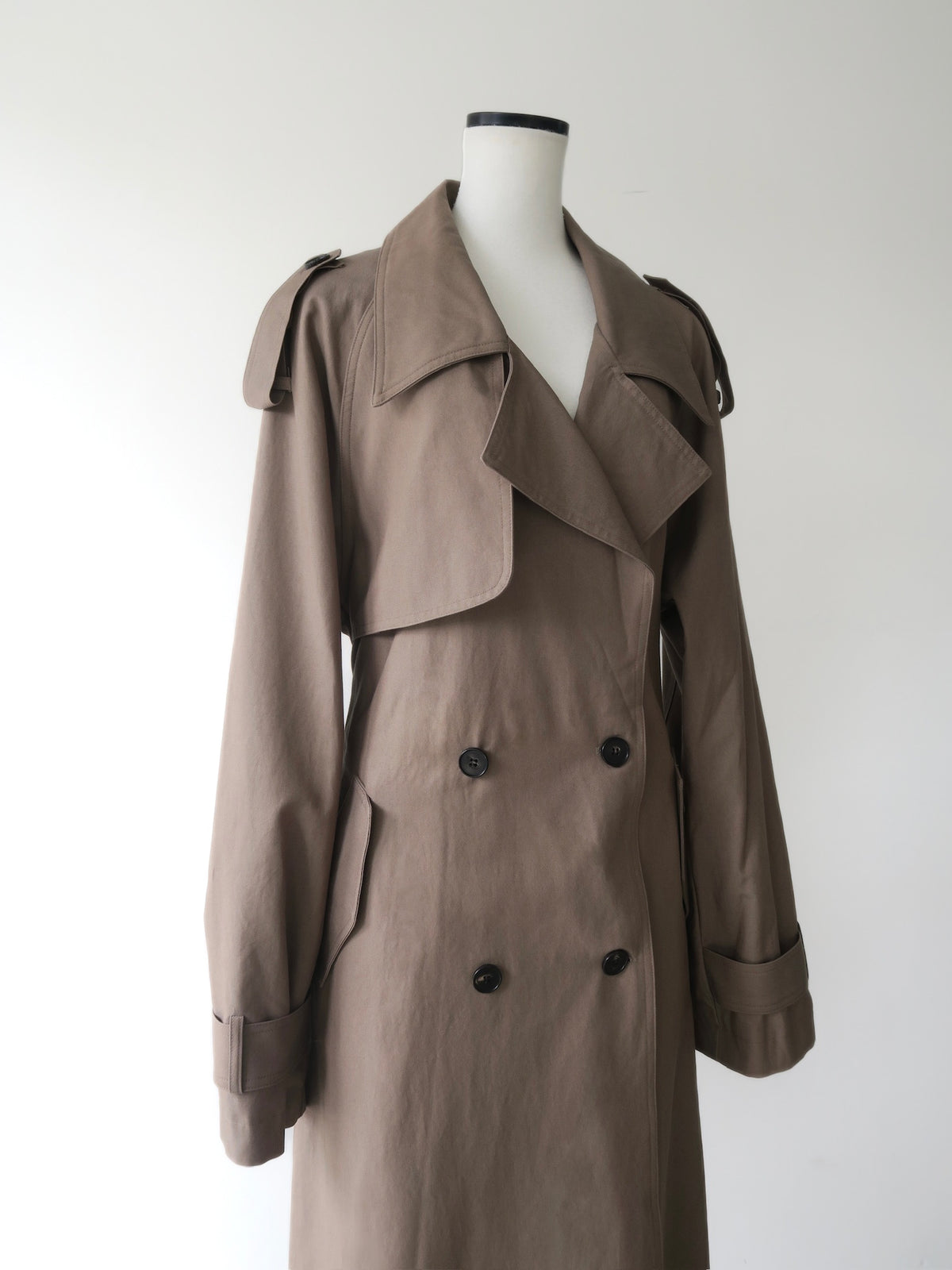 Moca long trench coat