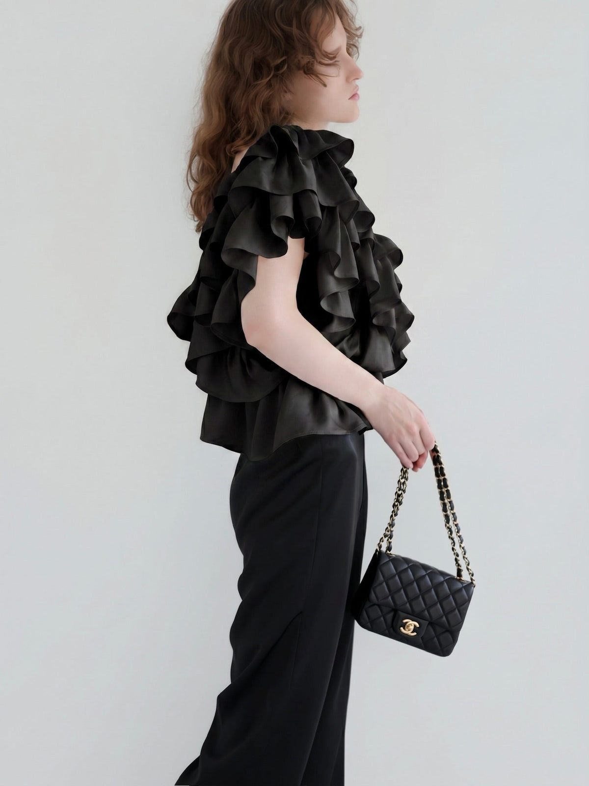 【AMOMMA】SATIN RUFFLE FRILL TOPS