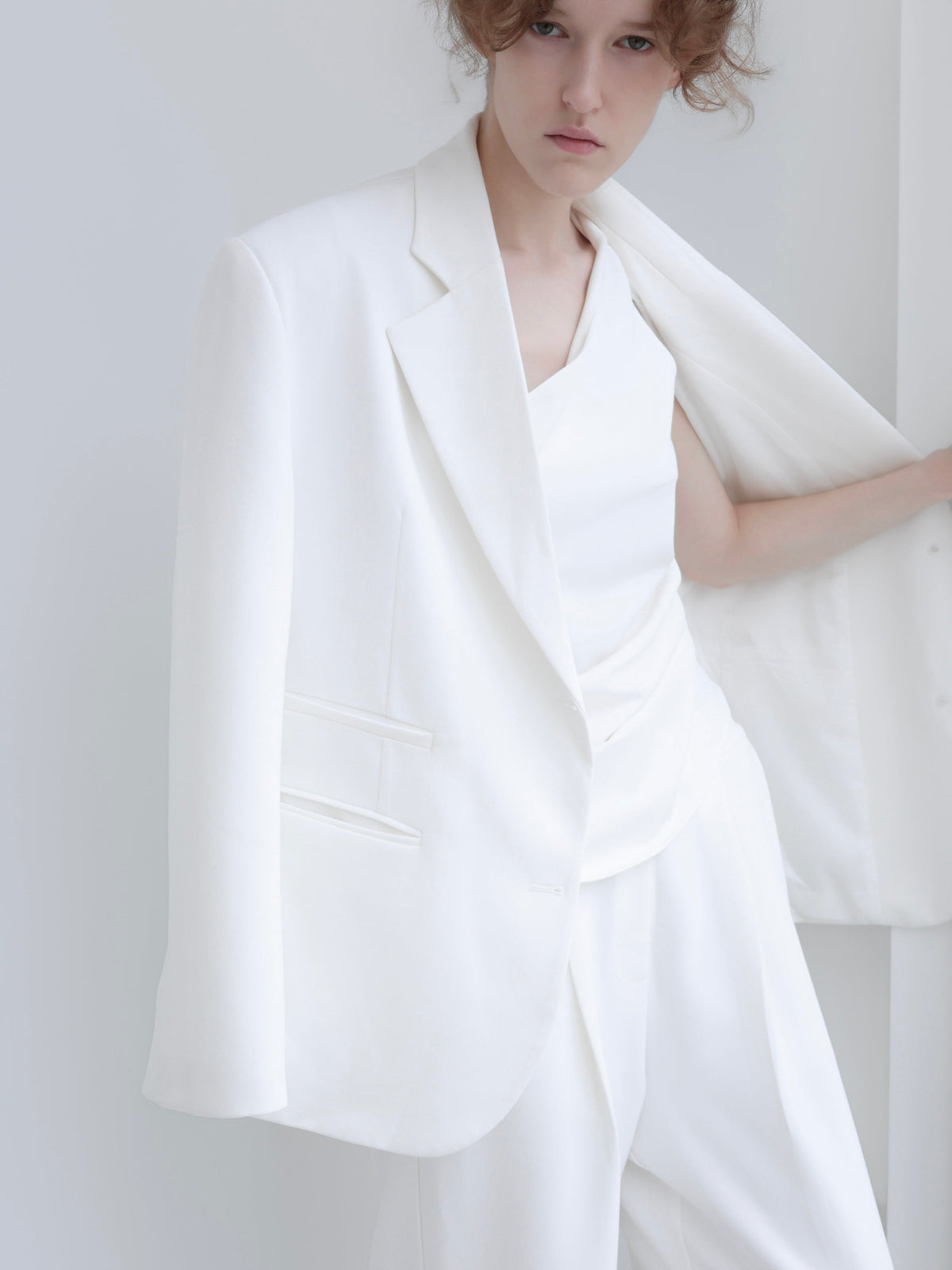 【NOWNS】Lou | One Shoulder Top