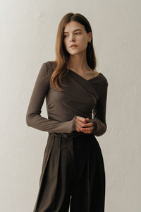 【ELBORN】Ciara Drape Shirring Top