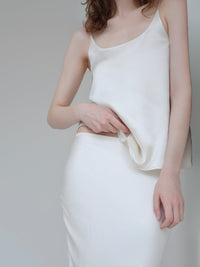 【NOWNS】Lulà | Satin cami top