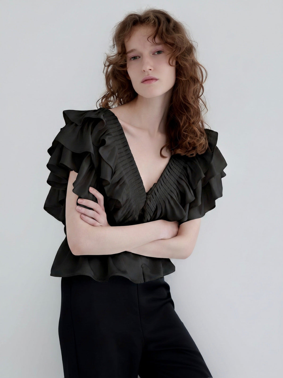 【AMOMMA】SATIN RUFFLE FRILL TOPS