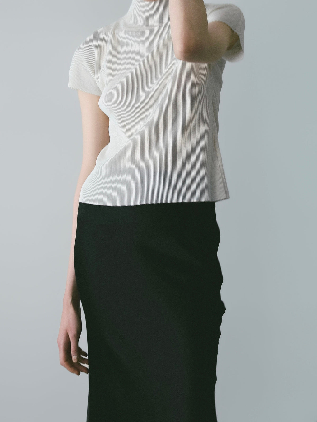 [NOWNS] Seine | Pleated Top