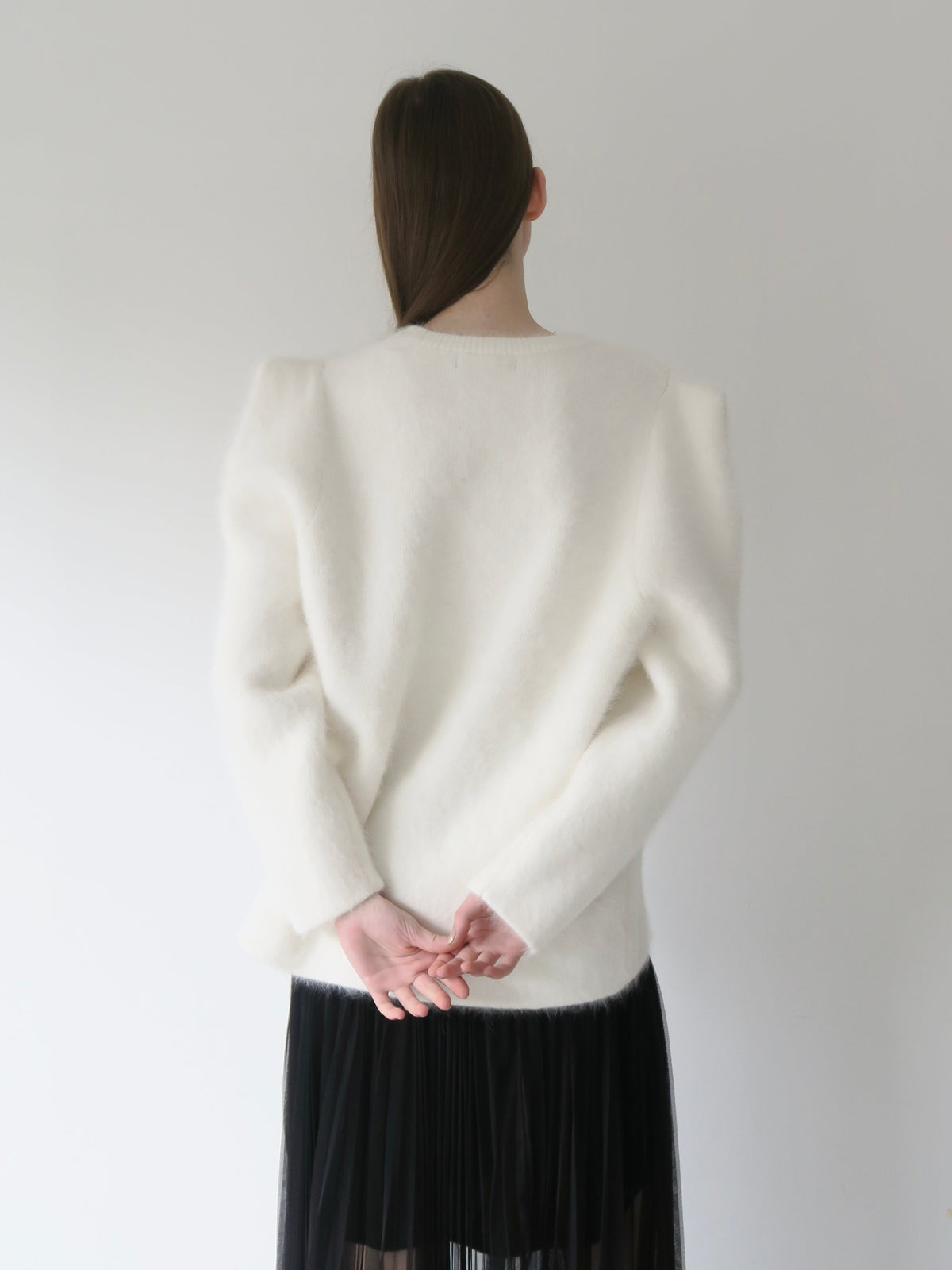 【AMOMMA】WOOL PUFF SHOULDER KNIT