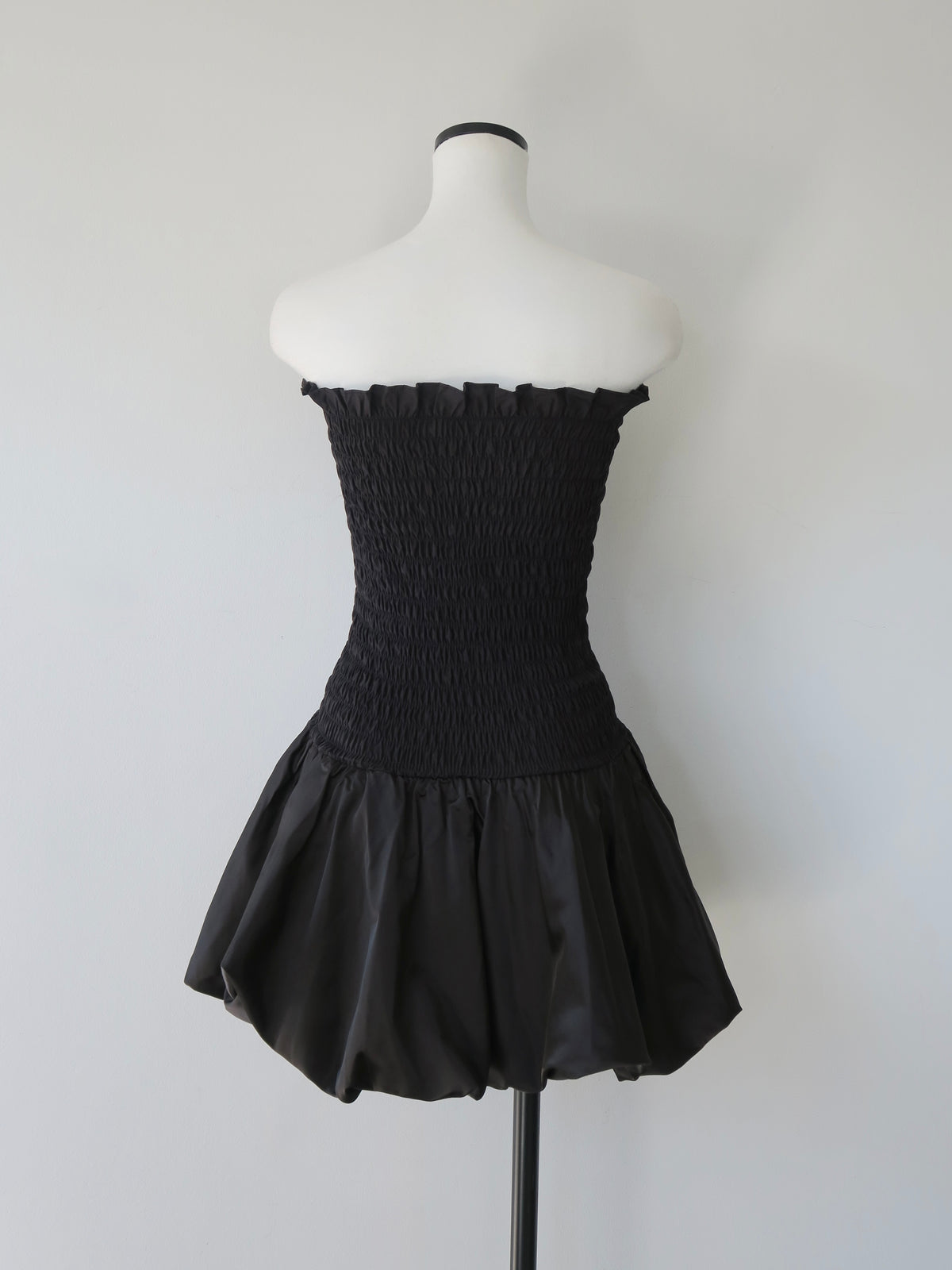 【SAMPLE SALE / célon】volume flare mini dress