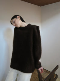 【AMOMMA】WOOL PUFF SHOULDER KNIT