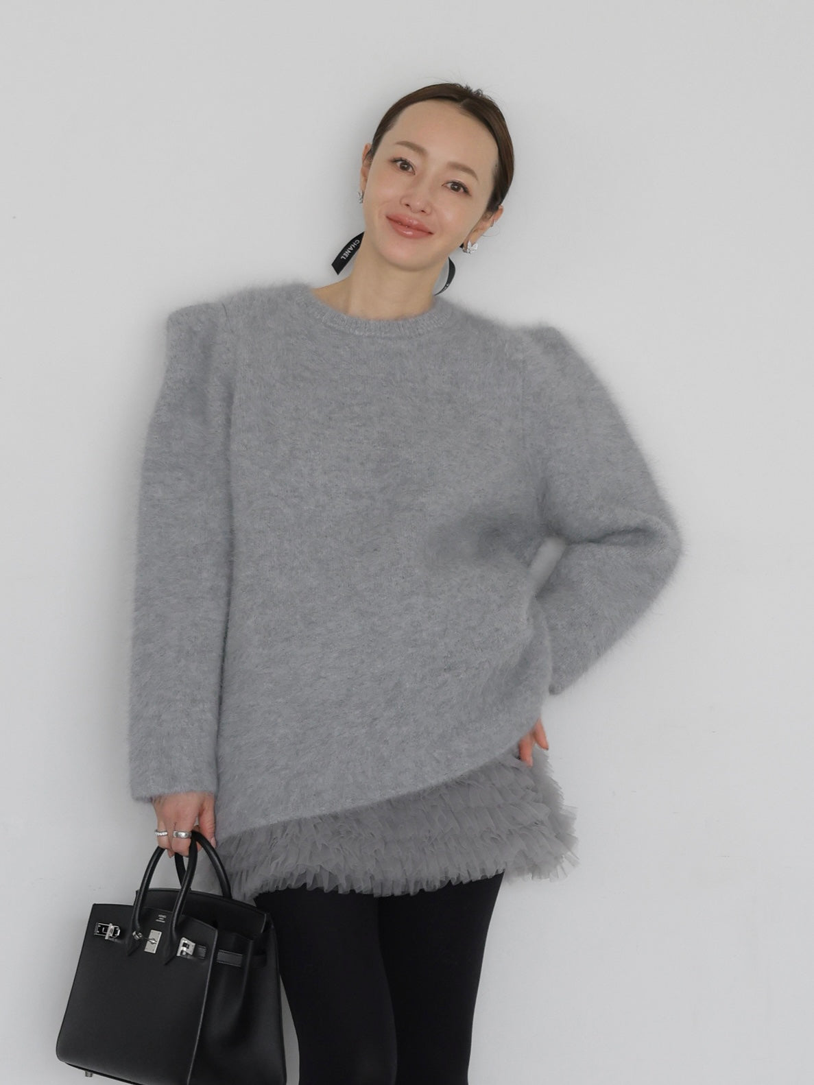 【AMOMMA】WOOL PUFF SHOULDER KNIT