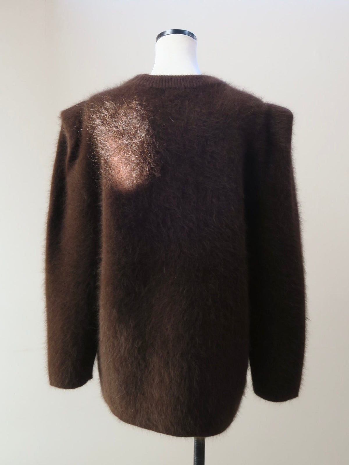 【AMOMMA】WOOL PUFF SHOULDER KNIT