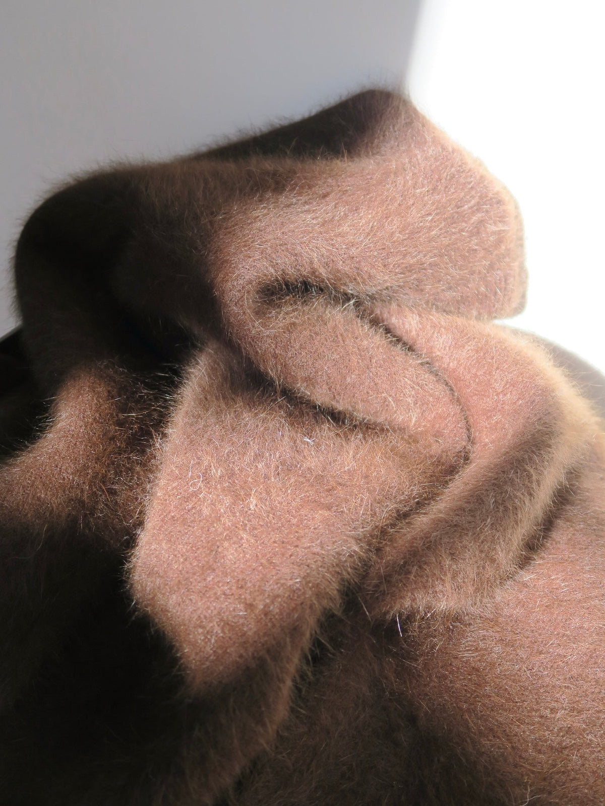 【AMOMMA】WOOL PUFF SHOULDER KNIT