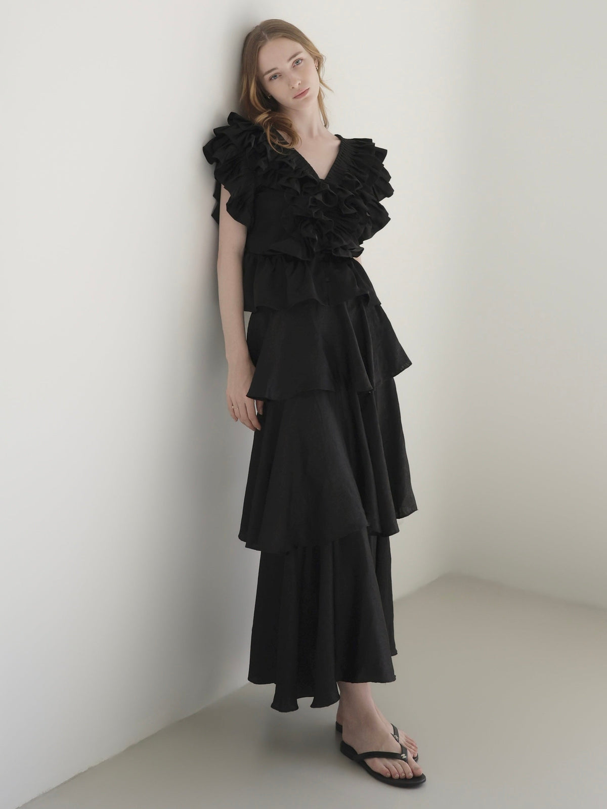 【AMOMMA】SATIN RUFFLE FRILL TOPS