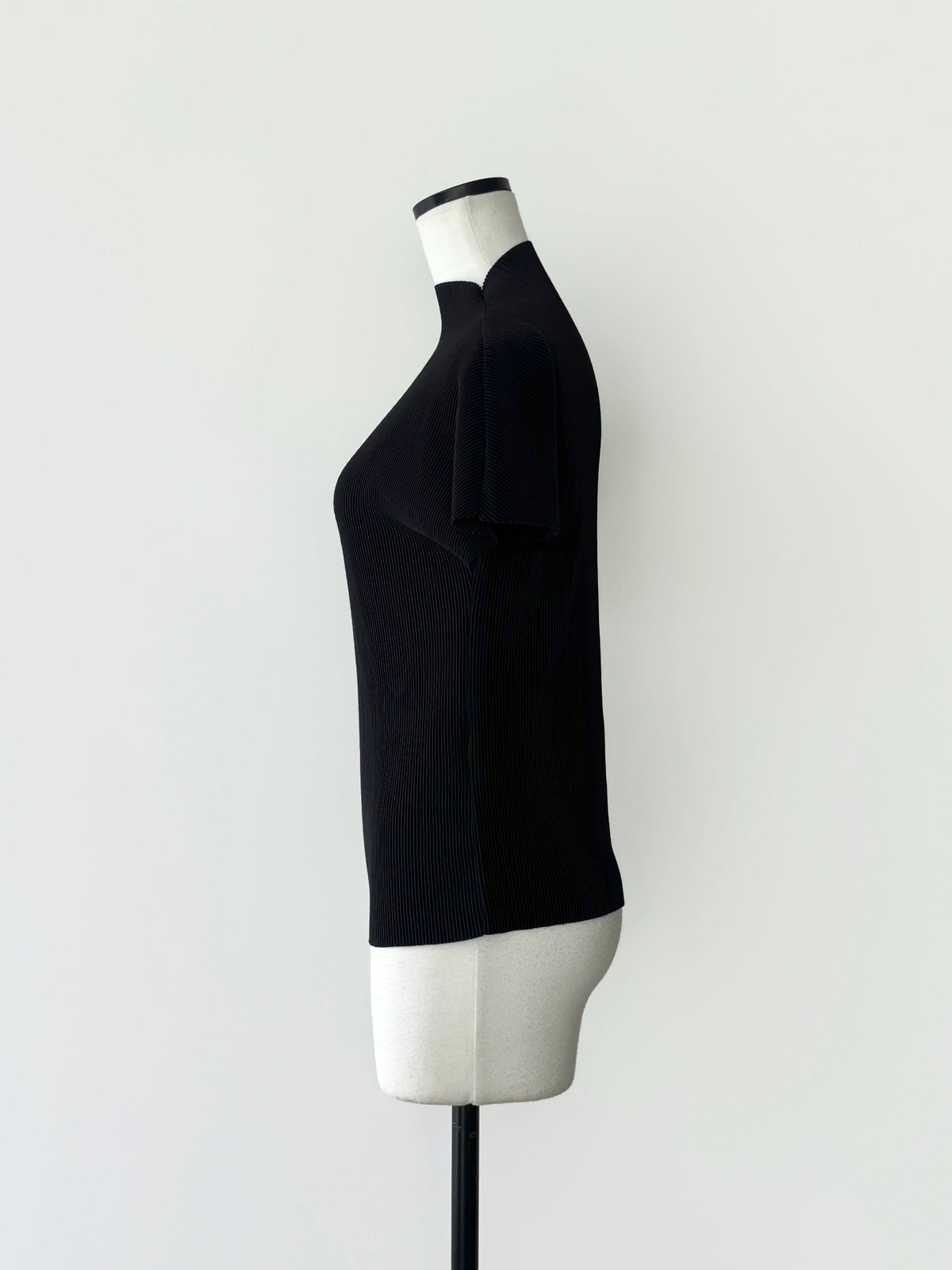 [NOWNS] Seine | Pleated Top