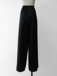 【NOWNS】Lulà | Satin sleek pants