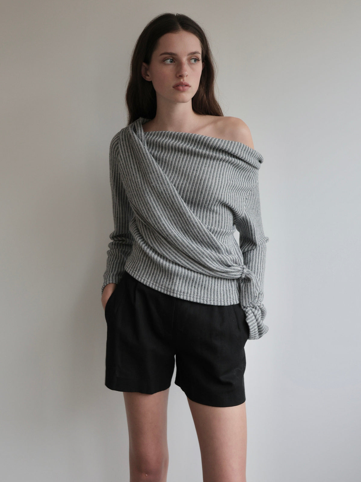 【SAMPLE SALE / miies miim】off shoulder drape tops