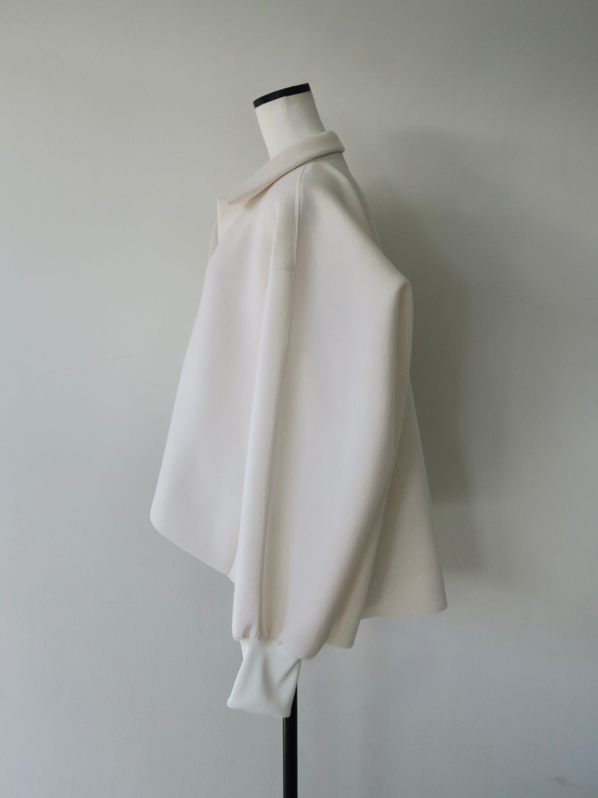 【SAMPLE SALE / célon】open neck sweat top