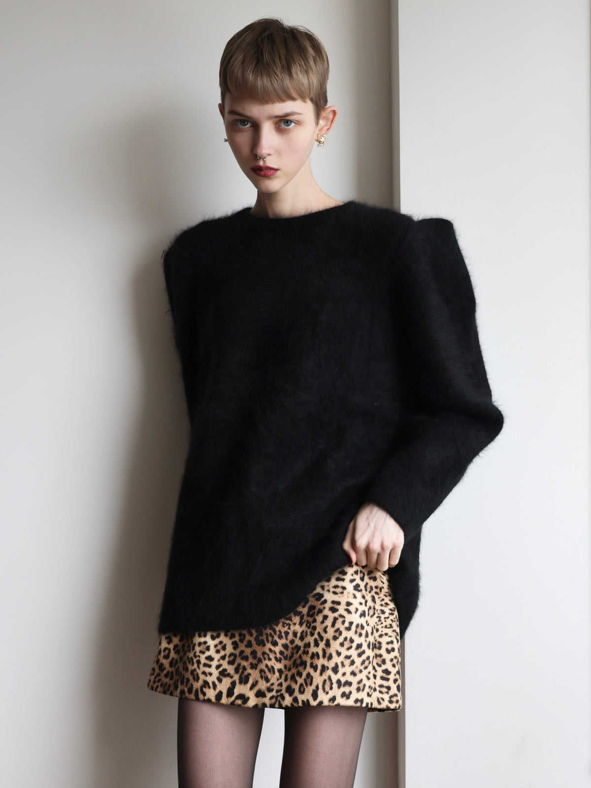 【AMOMMA】WOOL PUFF SHOULDER KNIT
