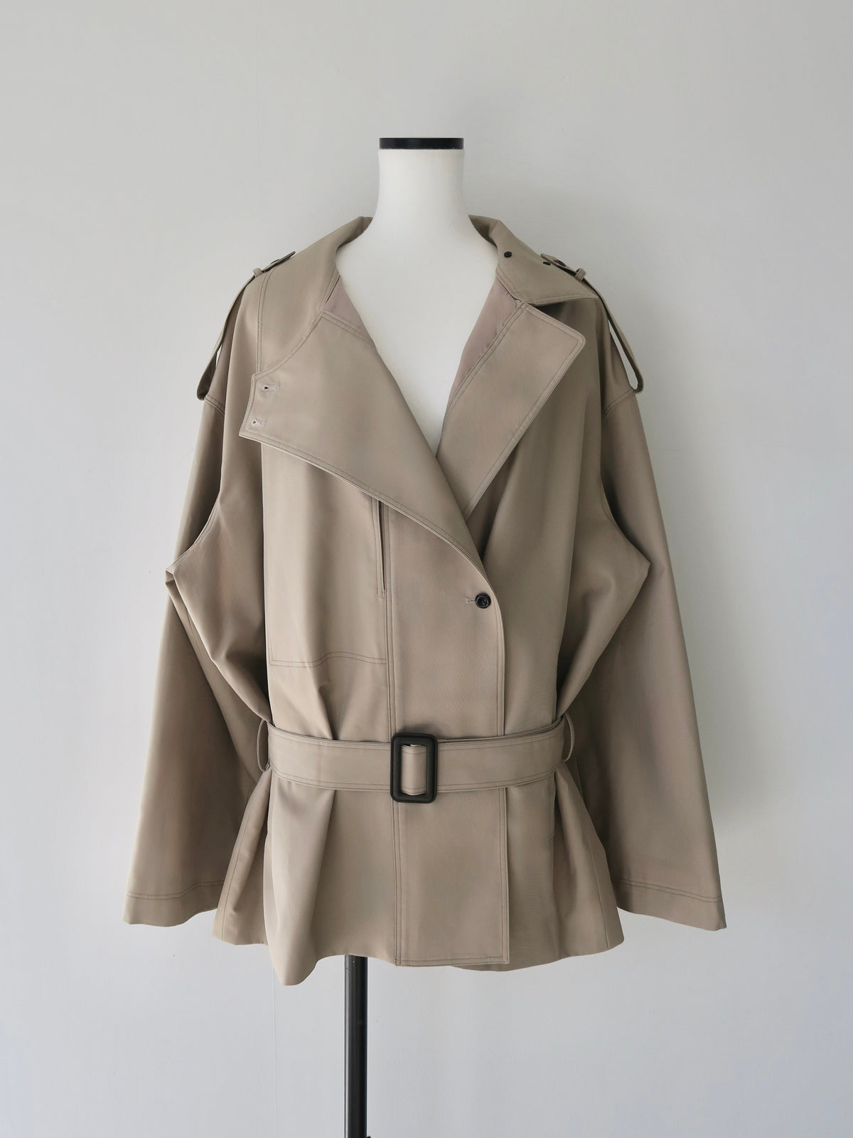 【AMOMMA】ISABELLA SHORT TRENCH COAT