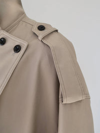 【AMOMMA】ISABELLA SHORT TRENCH COAT