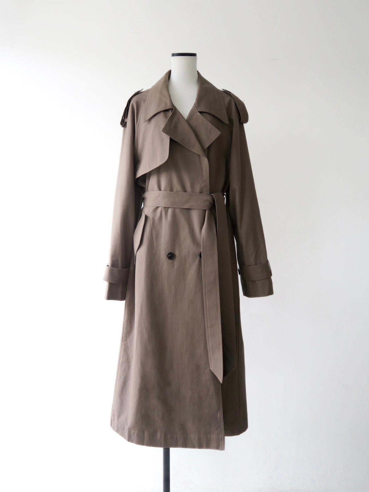 Moca long trench coat