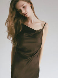 【célon】satin asymmetry drape cami dress