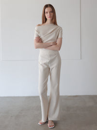 airy drape silhouette set-up