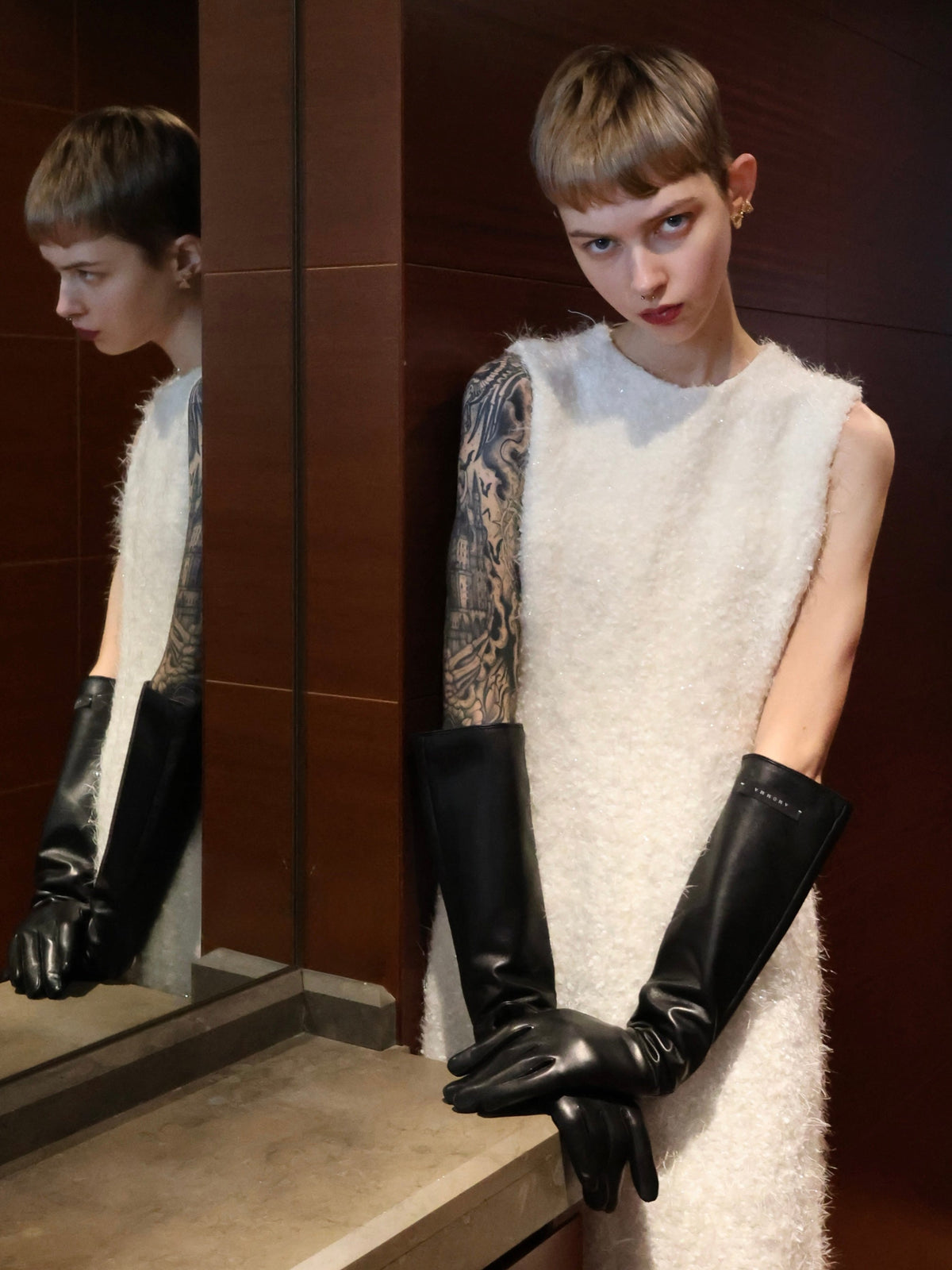 【AMOMMA】TOUCH SCREEN SHEEP LEATHER LONG GLOVES