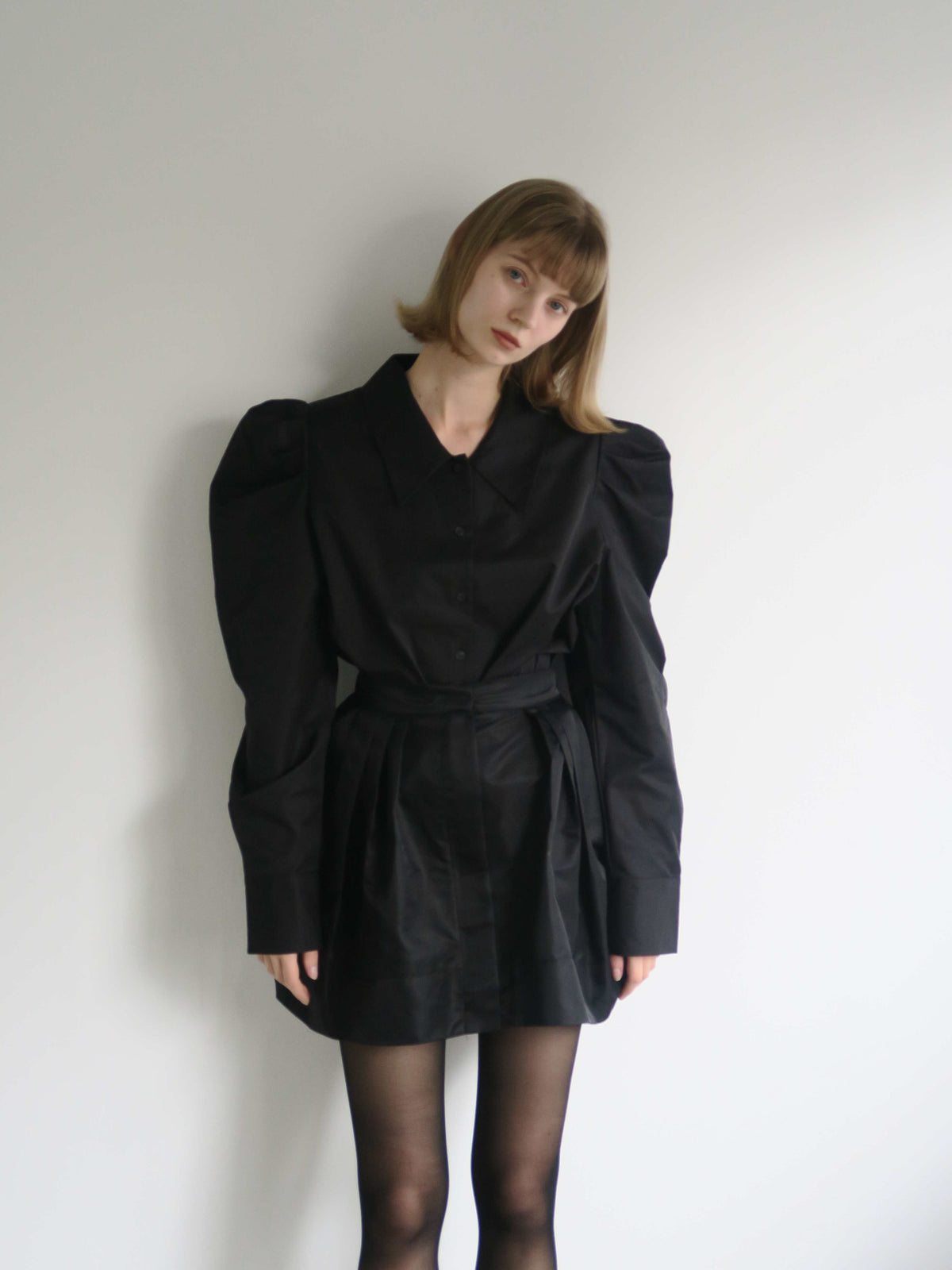 【AMOMMA】Long Sleeve Puff Blouse