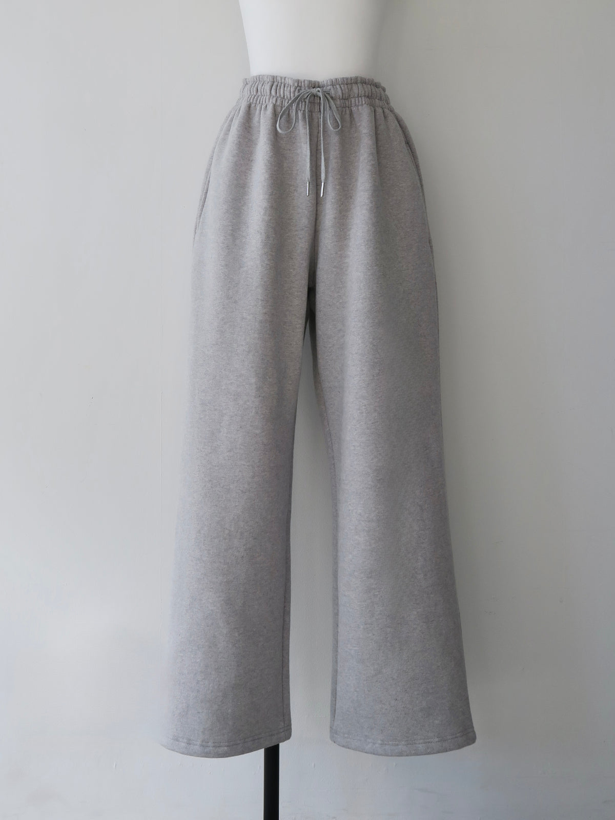Loose sweatpants