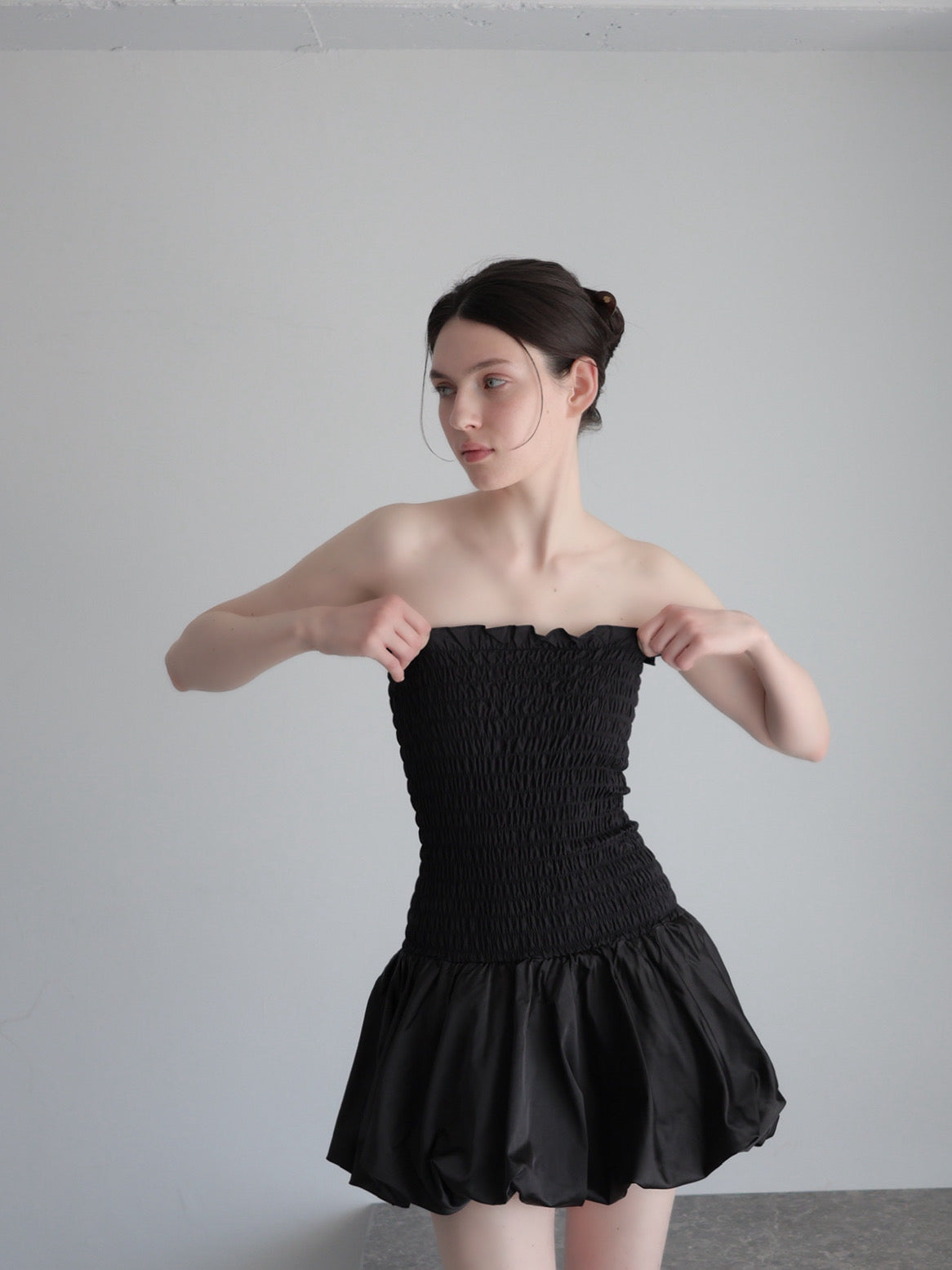 【SAMPLE SALE / célon】volume flare mini dress