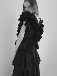 【AMOMMA】SATIN RAFFLE FRILL TOPS