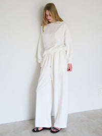 【SAMPLE SALE / swanë】off shoulder loose sweat