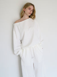 【SAMPLE SALE / swanë】off shoulder loose sweat