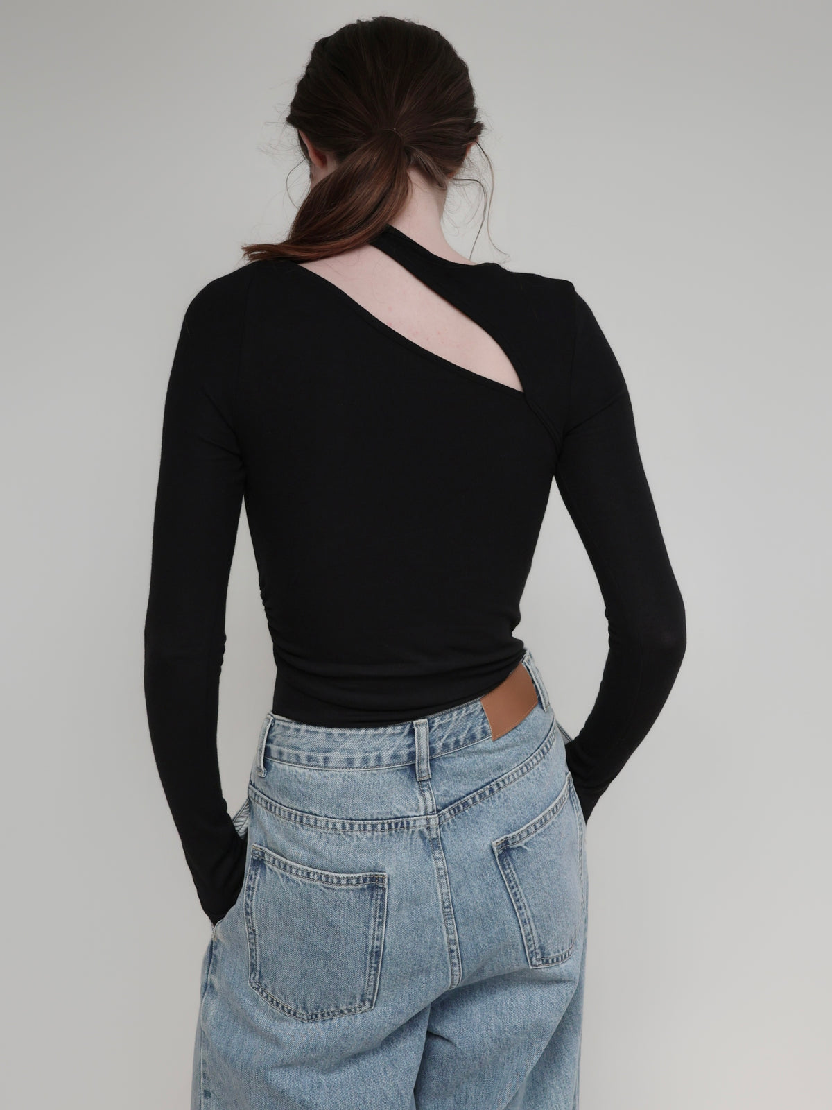【AMOMMA】ASYMMETRIC CUT TOPS