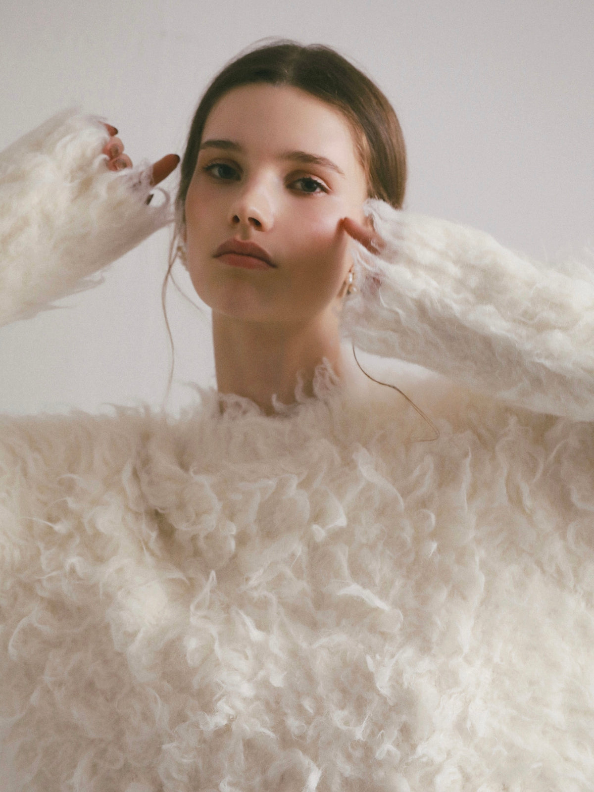 【célon】Poodle Shaggy Knit
