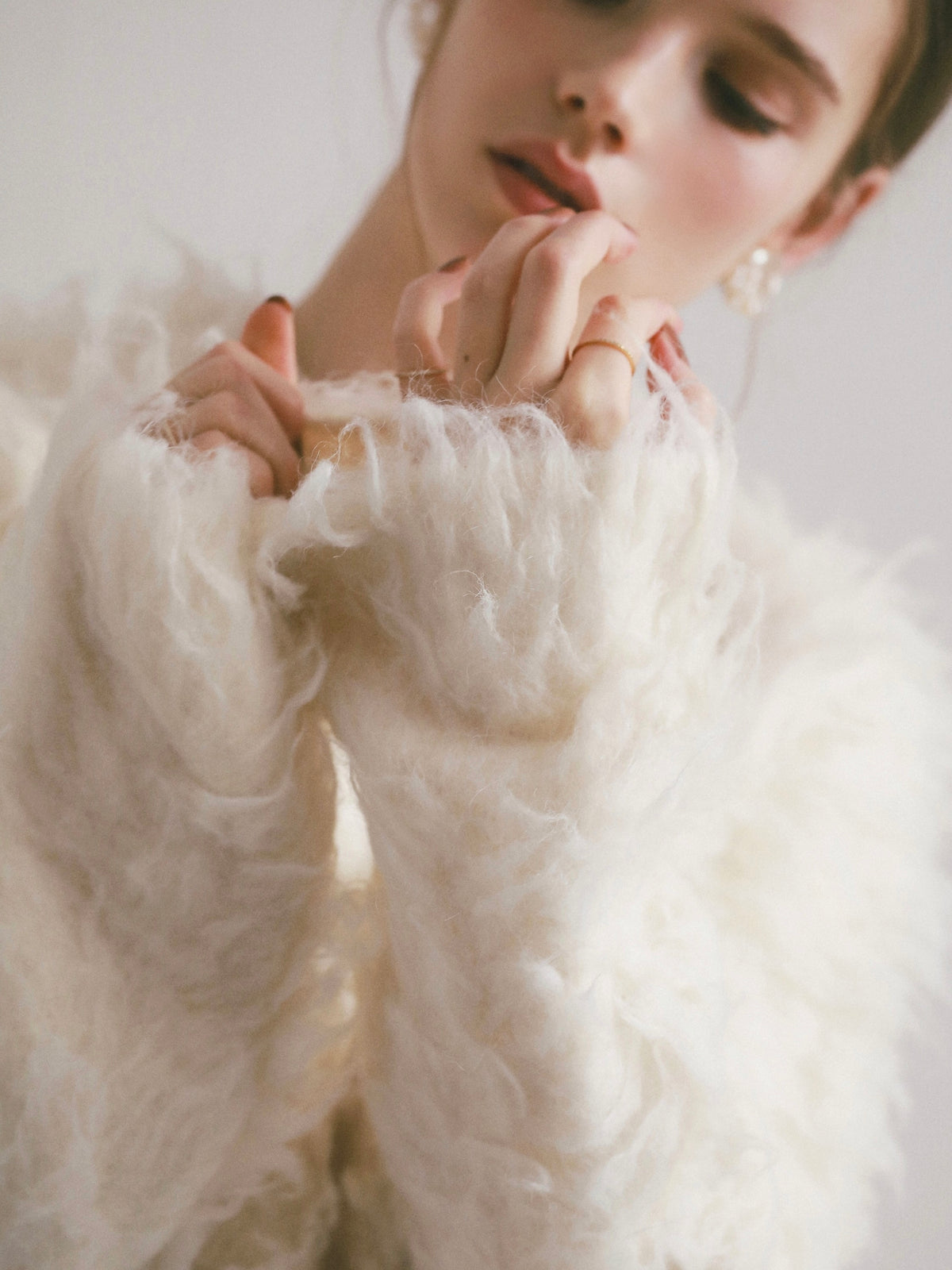 【célon】Poodle Shaggy Knit
