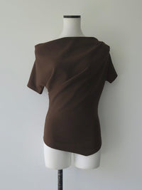 airy drape silhouette set-up