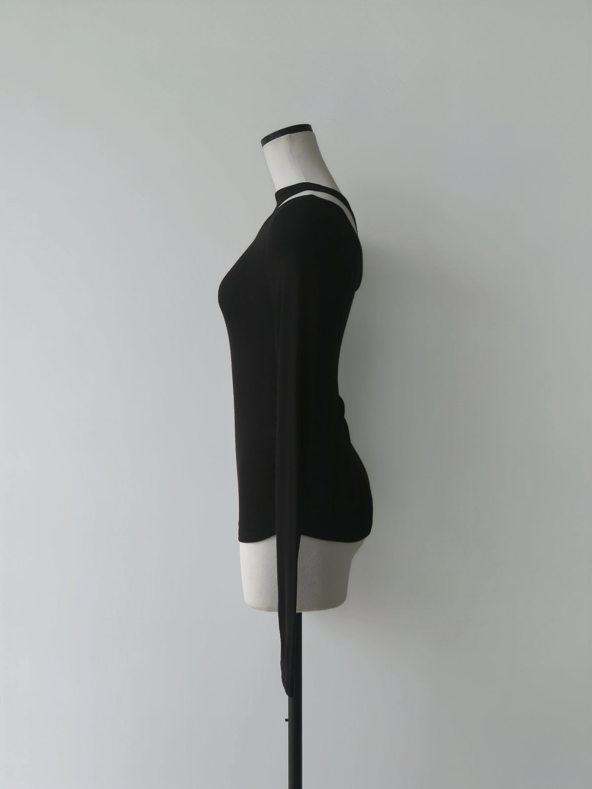 【AMOMMA】ASYMMETRIC CUT TOPS