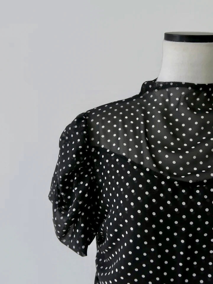 gather dot blouse