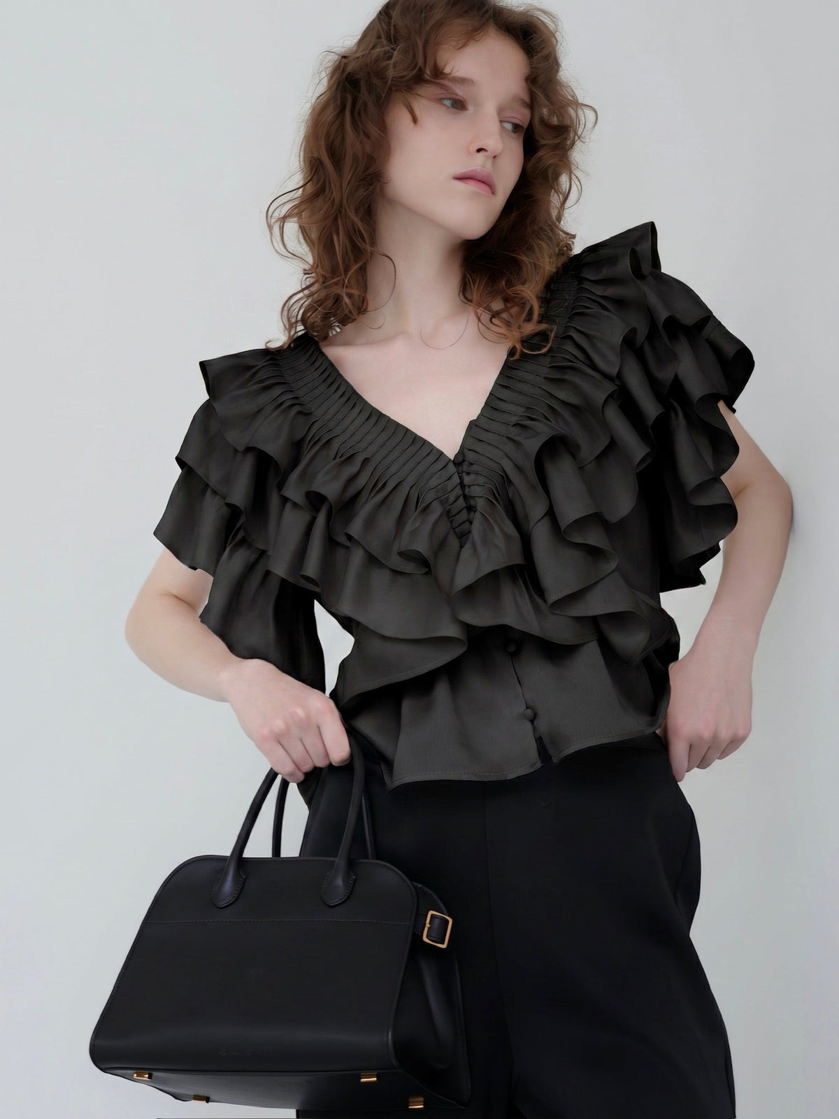 【AMOMMA】SATIN RAFFLE FRILL TOPS
