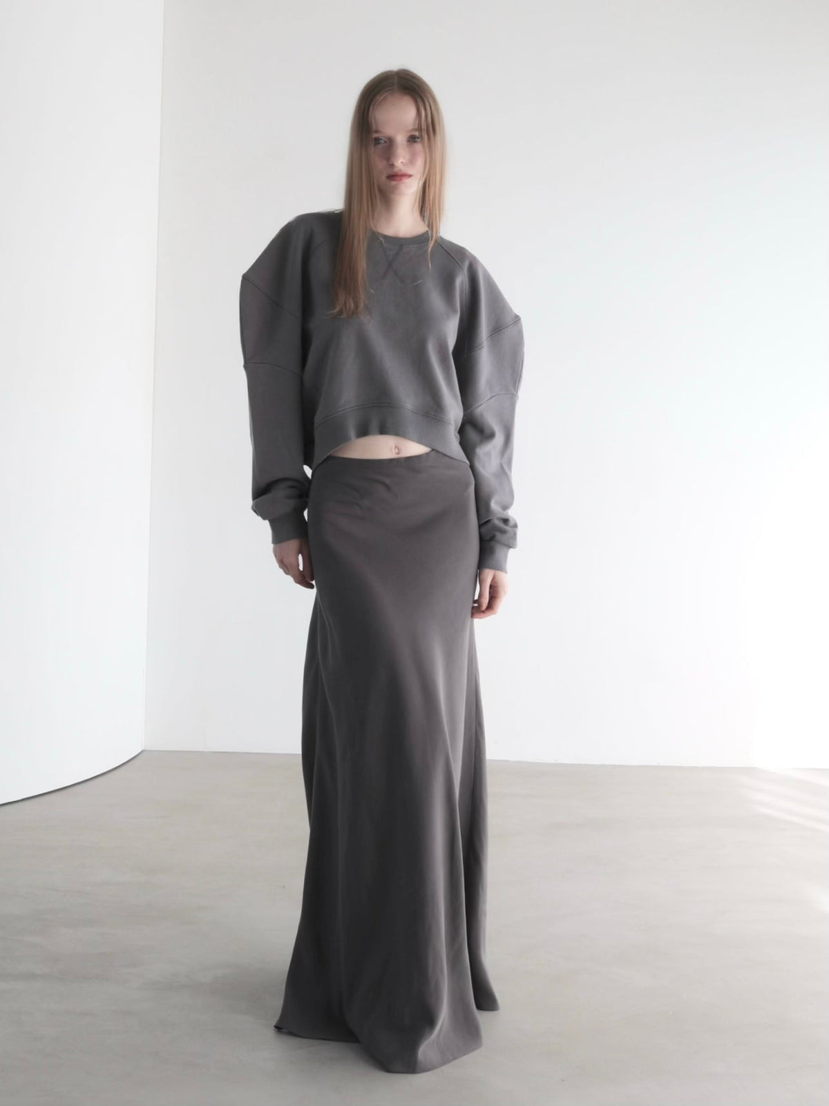 【AMOMMA】PUFF SLEEVE SWEAT - 起毛なし -
